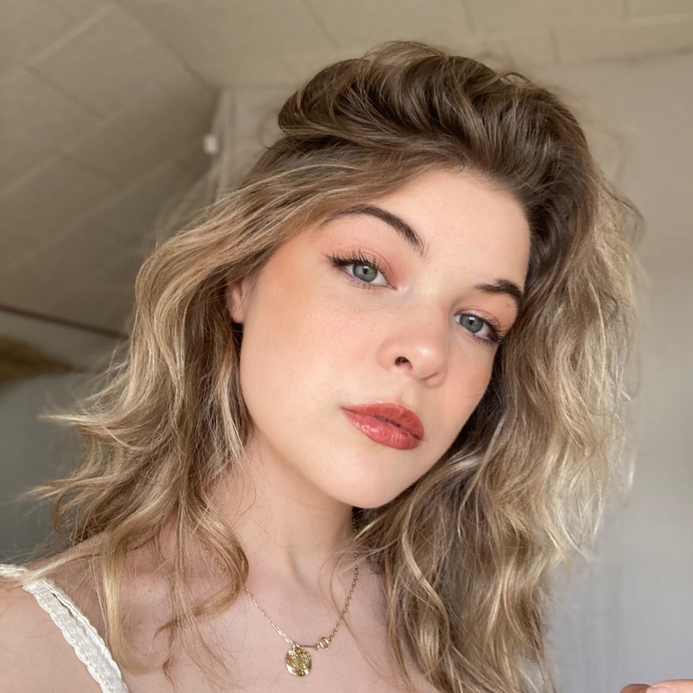 Meet your Posher, Keara